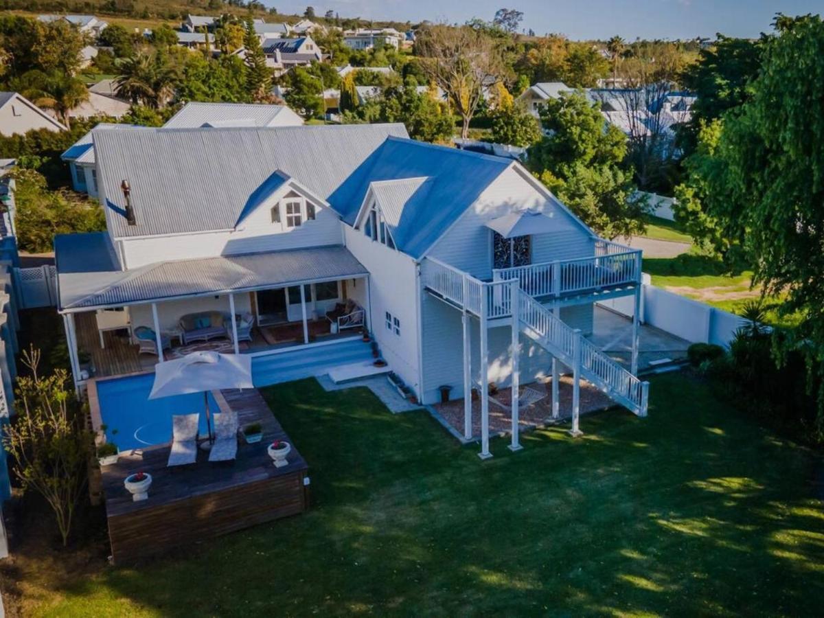 Riverside Country House スウェレンダム エクステリア 写真