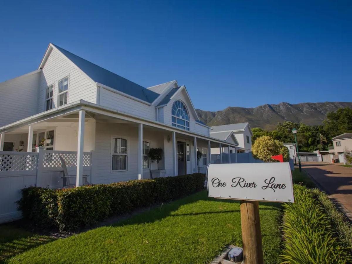 Riverside Country House スウェレンダム エクステリア 写真
